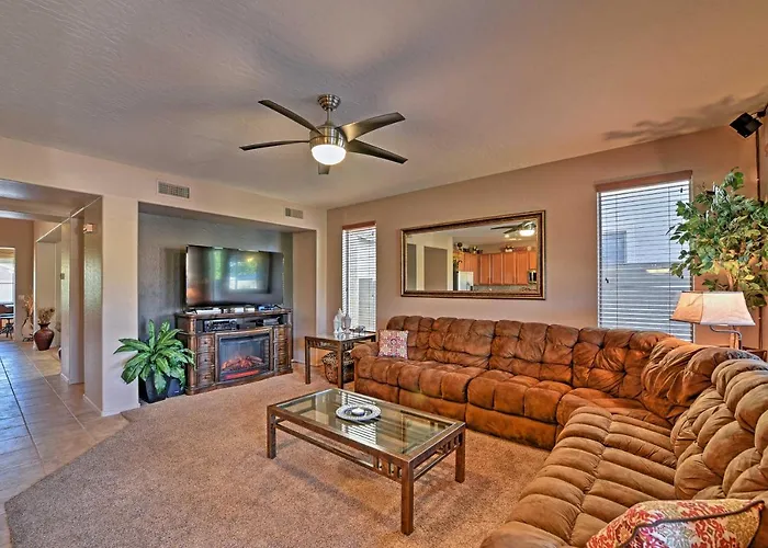 Heated Pool, Fire Pit & Game Room: *