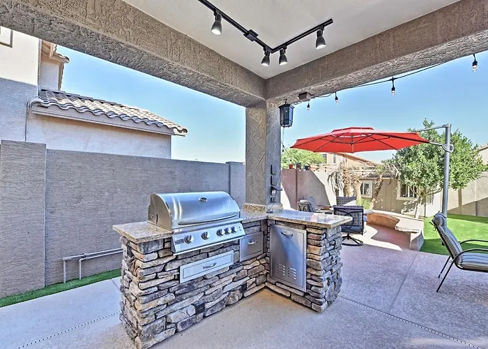 Heated Pool, Fire Pit & Game Room: * Surprise