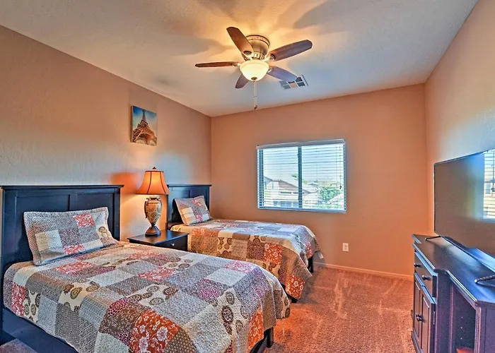Heated Pool, Fire Pit & Game Room: * Surprise
