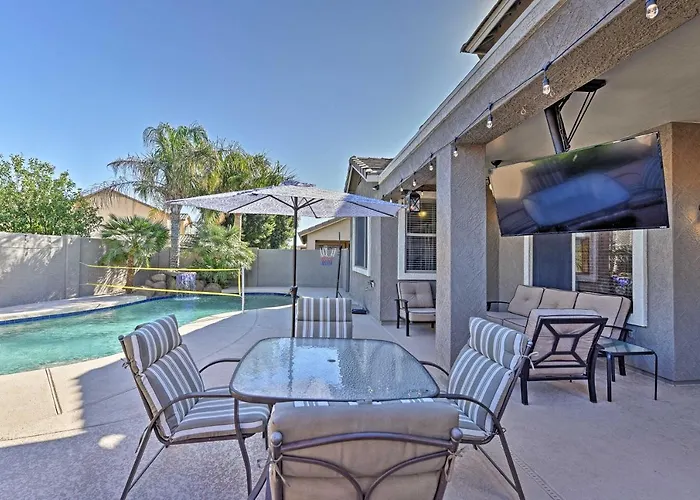 Heated Pool, Fire Pit & Game Room: * Surprise